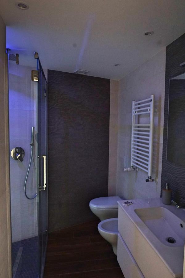 Sevi Modern Stay Бари Екстериор снимка